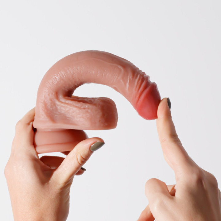 Dildo Inviktus 7 Crushious 19 cm | Brinca Boutique